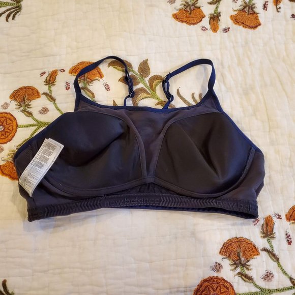 JCrew x New Balance Sports Bra, XL, EUC - Picture 4 of 5
